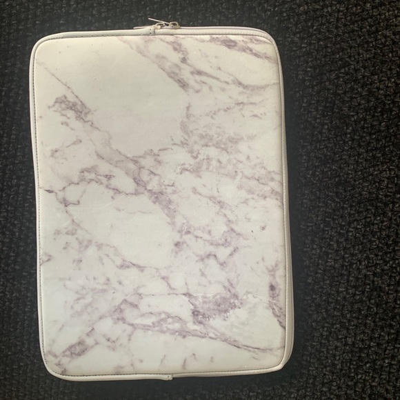 White Marble Print 13” Laptop Case With Zipper - Picture 3 of 3